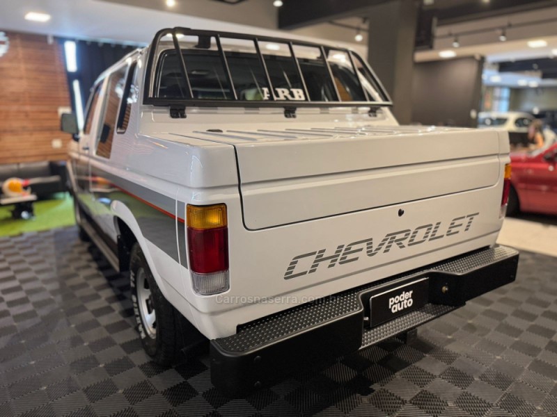 D20 4.0 CUSTOM DE LUXE CD 8V DIESEL 2P MANUAL - 1992 - FARROUPILHA