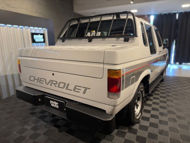 D20 4.0 CUSTOM DE LUXE CD 8V DIESEL 2P MANUAL - 1992 - FARROUPILHA