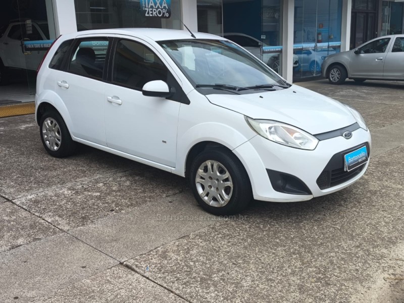 FIESTA 1.0 SE 8V FLEX 4P MANUAL - 2014 - GUAPORé