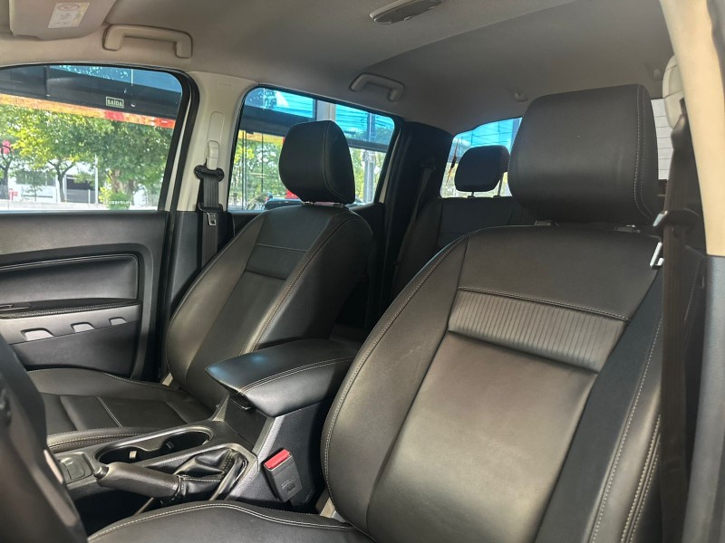 RANGER 3.2 XLT 4X4 CD 20V DIESEL 4P AUTOMÁTICO - 2022 - ESTâNCIA VELHA