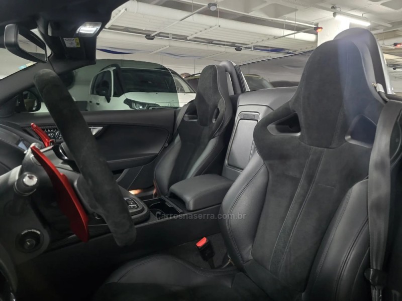 F-TYPE 3.0 S CABRIO SUPERCHARGED V6 24V GASOLINA 2P AUTOMÁTICO - 2015 - PORTO ALEGRE