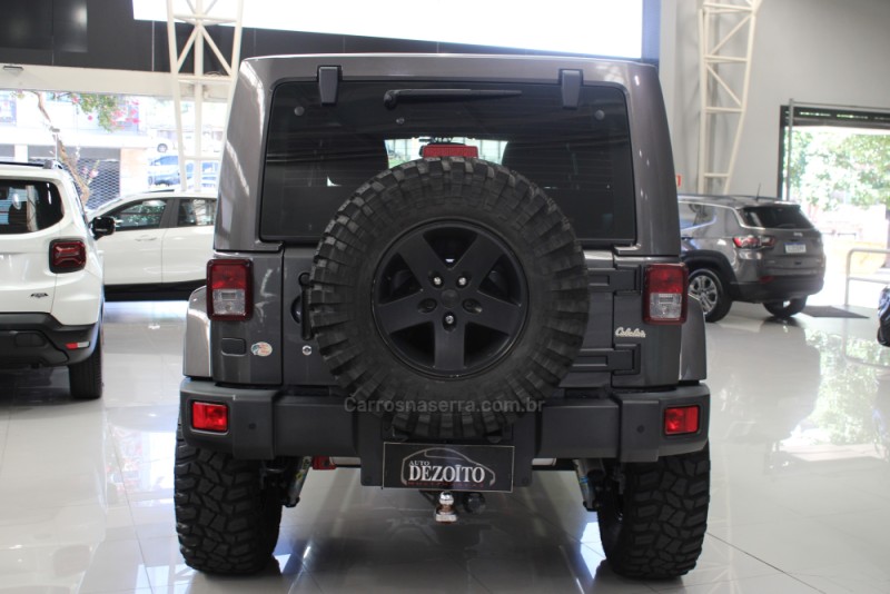 WRANGLER 3.6 UNLIMITED SAHARA V6 24V GASOLINA 4P AUTOMÁTICO - 2018 - CAXIAS DO SUL