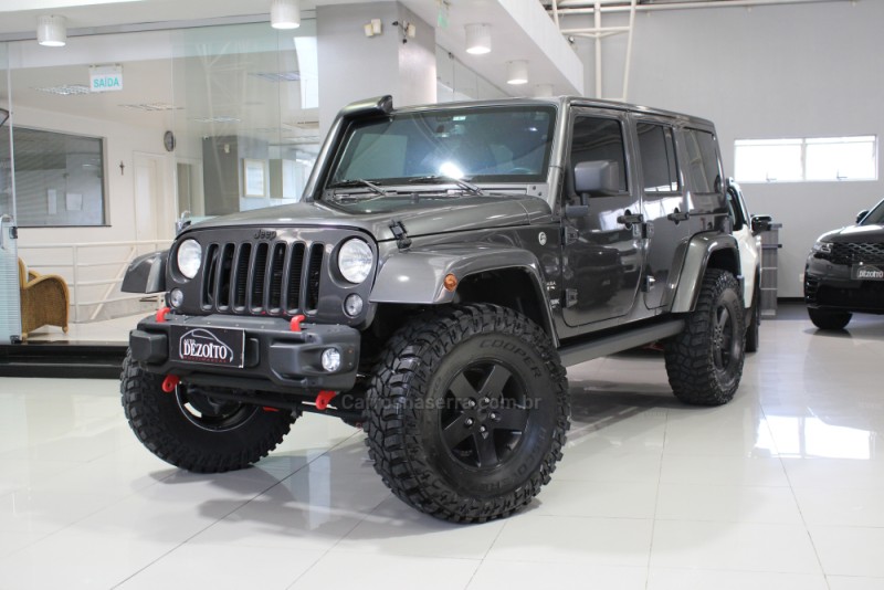 wrangler 3.6 unlimited sahara v6 24v gasolina 4p automatico 2018 caxias do sul