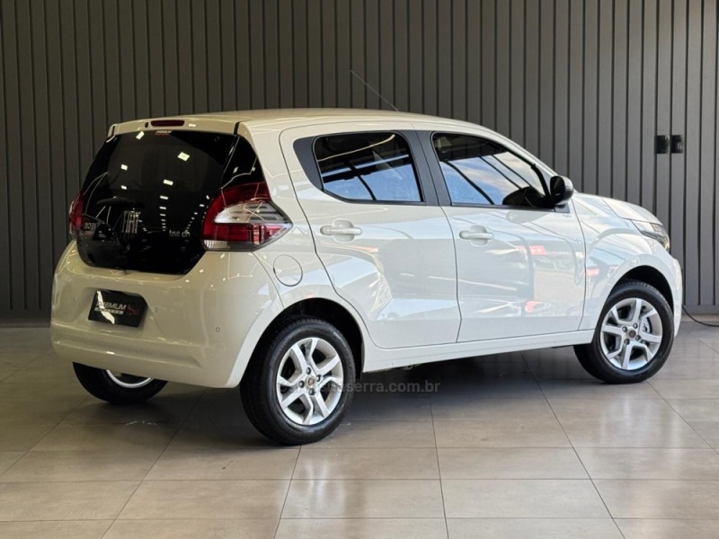 MOBI 1.0 8V EVO FLEX LIKE. ON MANUAL - 2017 - DOIS IRMãOS