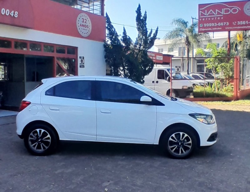 ONIX 1.4 MPFI LTZ 8V FLEX 4P MANUAL - 2013 - ESTâNCIA VELHA