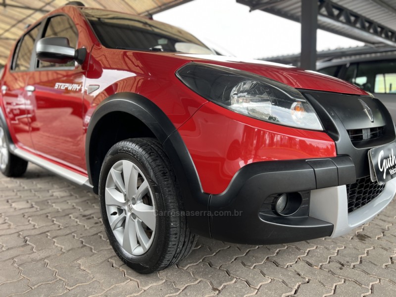 SANDERO 1.6 STEPWAY 16V FLEX 4P MANUAL - 2012 - BOM PRINCíPIO