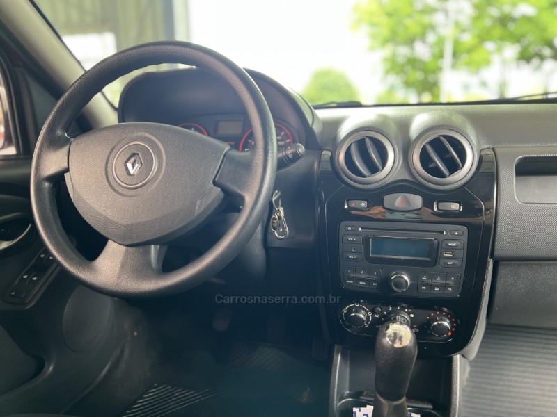 SANDERO 1.6 STEPWAY 16V FLEX 4P MANUAL - 2012 - BOM PRINCíPIO