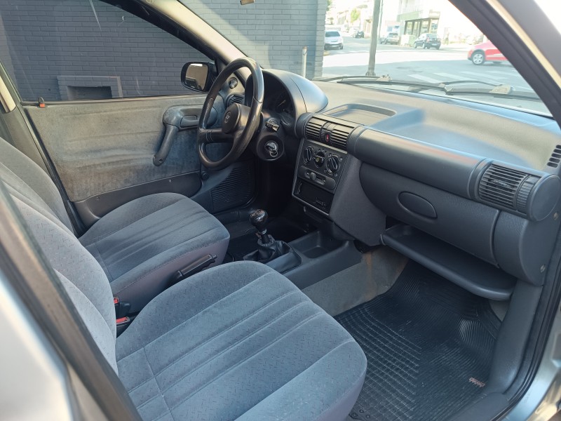 CORSA 1.6 MPFI GL WAGON 8V GASOLINA 4P MANUAL - 1998 - FLORES DA CUNHA