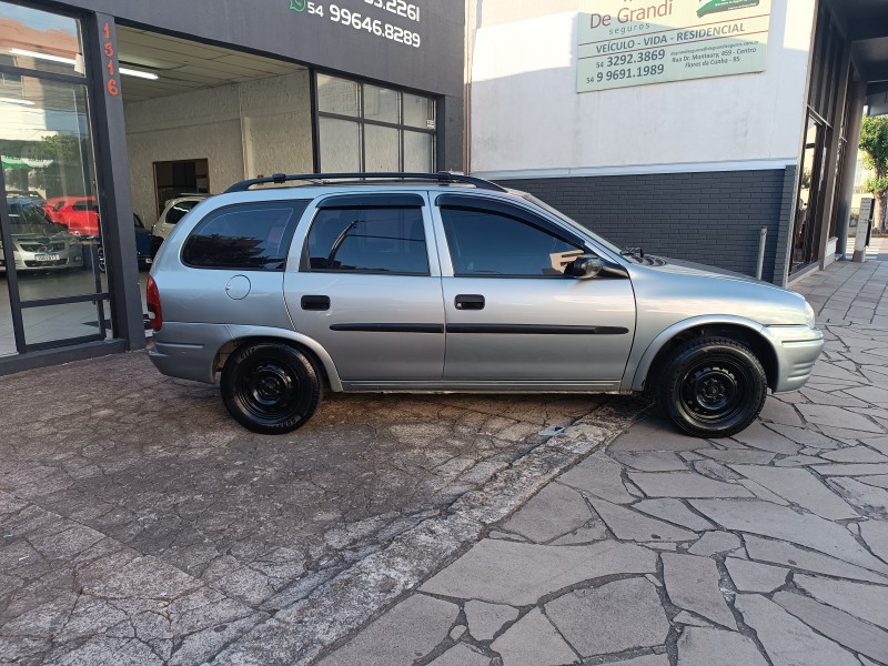 CORSA 1.6 MPFI GL WAGON 8V GASOLINA 4P MANUAL - 1998 - FLORES DA CUNHA