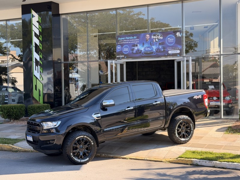 RANGER 3.2 XLT 4X4 CD 20V DIESEL 4P AUTOMÁTICO - 2019 - FARROUPILHA
