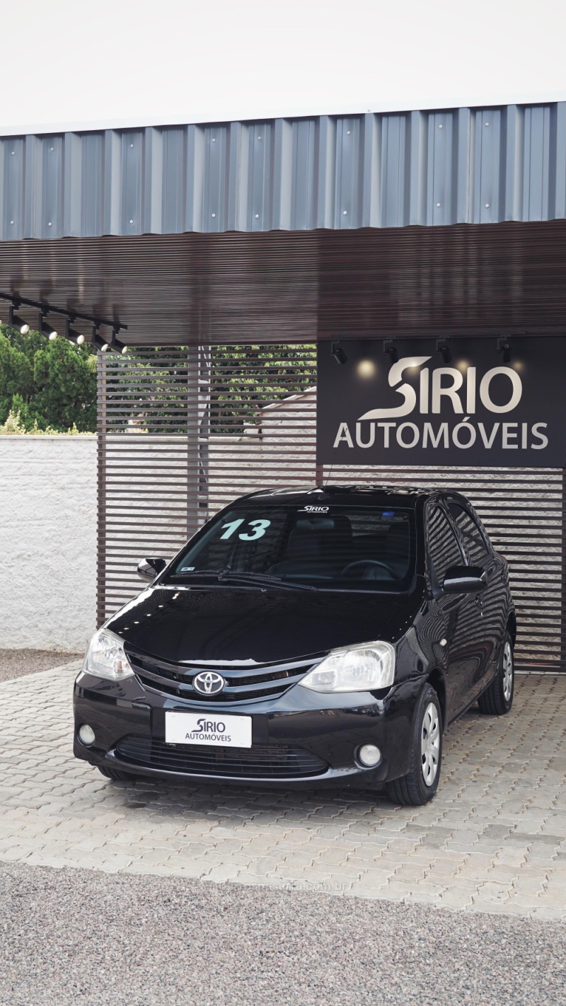 ETIOS 1.3 XS 16V FLEX 4P MANUAL - 2013 - LAJEADO