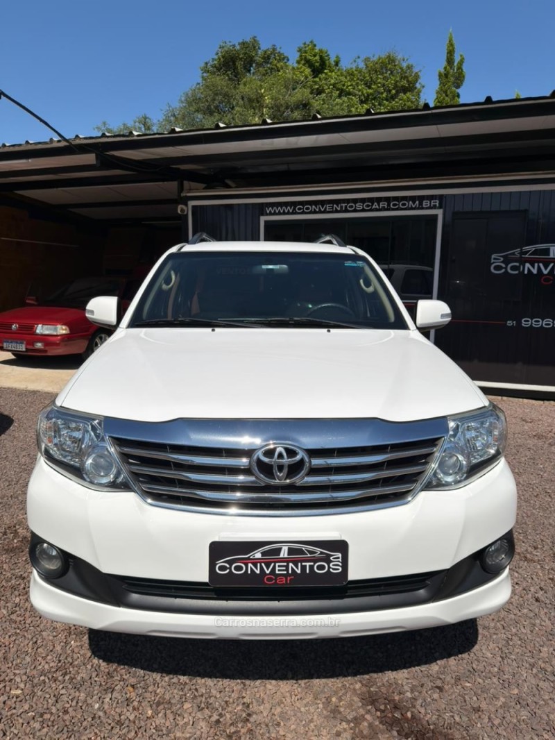 HILUX SW4 2.7 SR 4X2 16V GASOLINA 4P AUTOMÁTICO - 2015 - LAJEADO