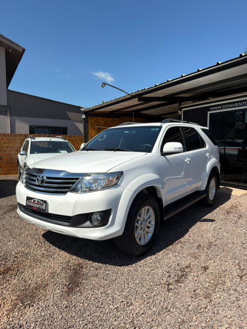 HILUX SW4 2.7 SR 4X2 16V GASOLINA 4P AUTOMÁTICO - 2015 - LAJEADO