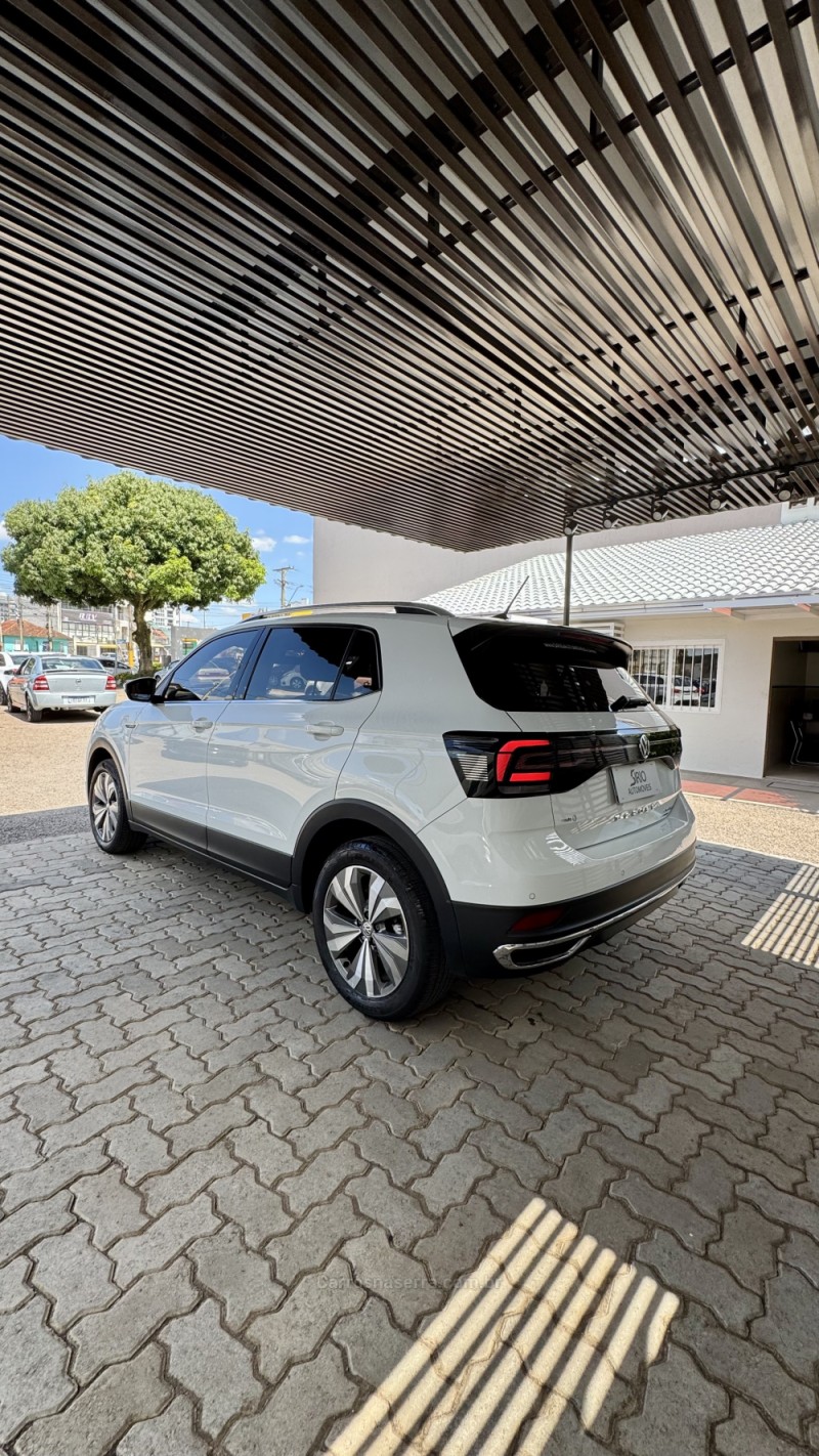 T-CROSS 1.4 HIGHLINE TSI 16V FLEX 4P AUTOMÁTICO - 2020 - LAJEADO
