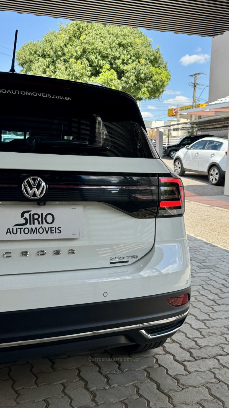 T-CROSS 1.4 HIGHLINE TSI 16V FLEX 4P AUTOMÁTICO - 2020 - LAJEADO