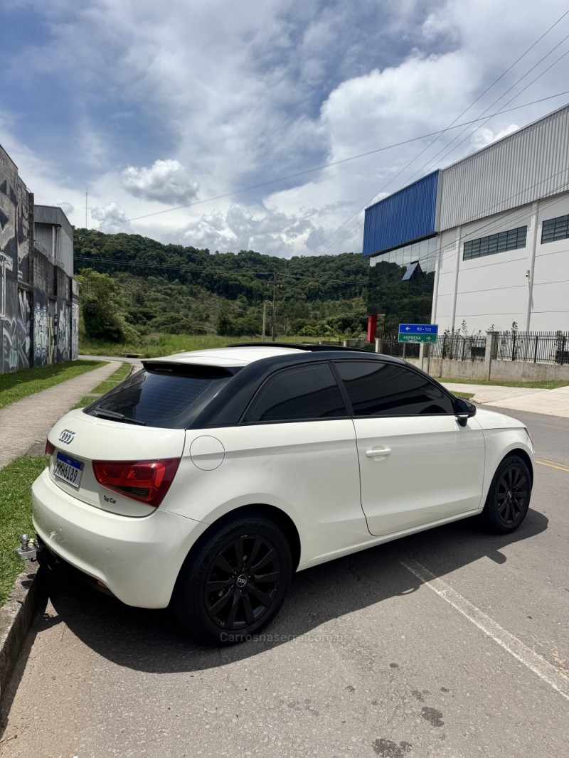 A1 1.4 TFSI ATTRACTION 16V 122CV GASOLINA 4P AUTOMÁTICO - 2012 - CAXIAS DO SUL