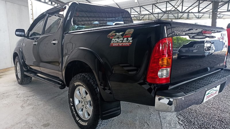 HILUX 2.7 SR 4X2 CD 16V GASOLINA 4P MANUAL - 2009 - CAXIAS DO SUL