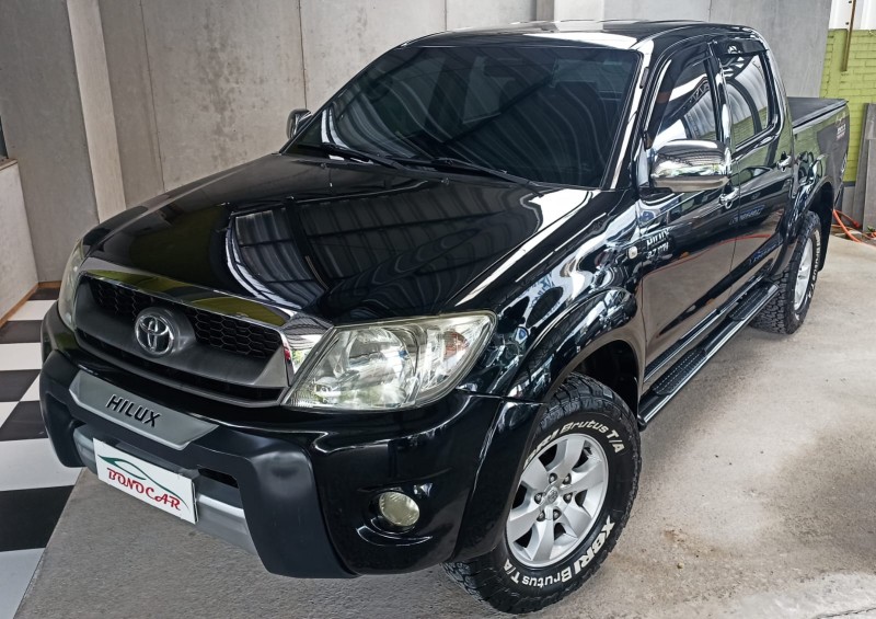 HILUX 2.7 SR 4X2 CD 16V GASOLINA 4P MANUAL - 2009 - CAXIAS DO SUL
