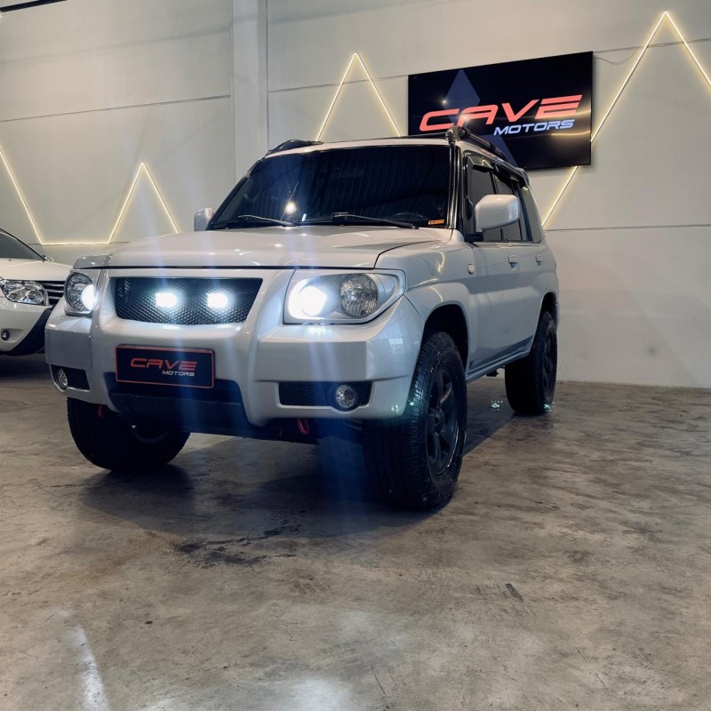 PAJERO TR4 2.0 4X4 16V 133CV FLEX 4P MANUAL - 2009 - CAXIAS DO SUL