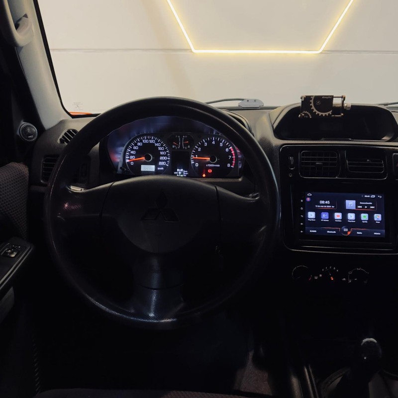 PAJERO TR4 2.0 4X4 16V 133CV FLEX 4P MANUAL - 2009 - CAXIAS DO SUL