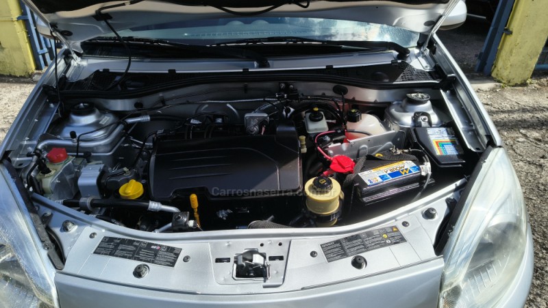 SANDERO 1.0 EXPRESSION 16V FLEX 4P MANUAL - 2013 - CAXIAS DO SUL