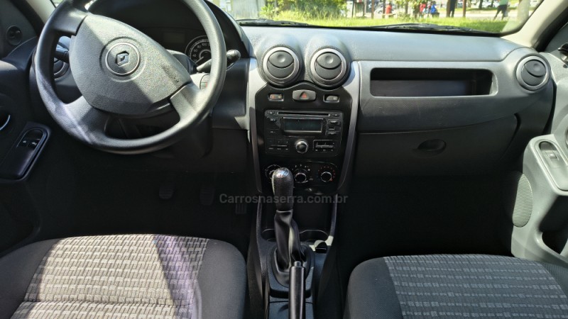 SANDERO 1.0 EXPRESSION 16V FLEX 4P MANUAL - 2013 - CAXIAS DO SUL