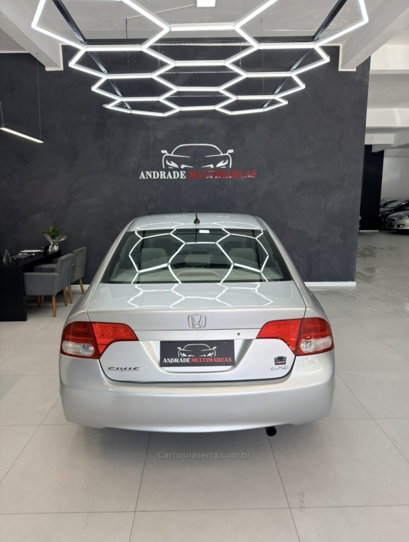 CIVIC 1.8 LXS 16V FLEX 4P MANUAL - 2007 - CAXIAS DO SUL