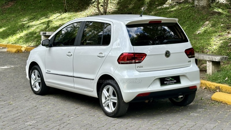 FOX 1.6 MSI HIGHLINE 16V FLEX 4P MANUAL - 2016 - CAXIAS DO SUL