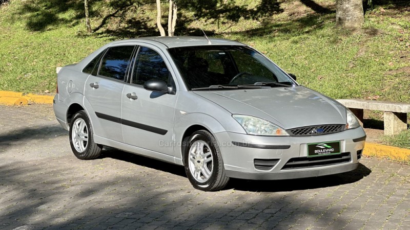 focus 2.0 glx sedan 16v gasolina 4p automatico 2008 caxias do sul
