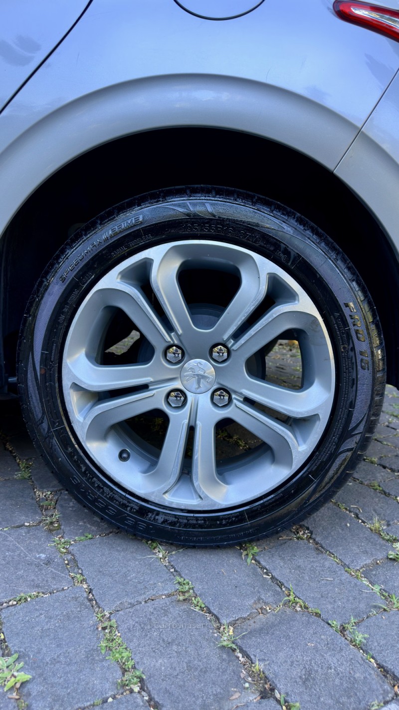 208 1.6 GRIFFE 16V FLEX 4P MANUAL - 2015 - CAXIAS DO SUL