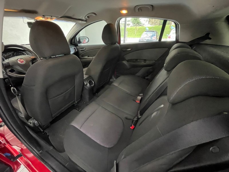 BRAVO 1.8 ESSENCE 16V FLEX 4P AUTOMATIZADO - 2014 - CAXIAS DO SUL