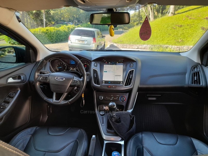 FOCUS 1.6 SE 16V FLEX 4P MANUAL - 2018 - FARROUPILHA