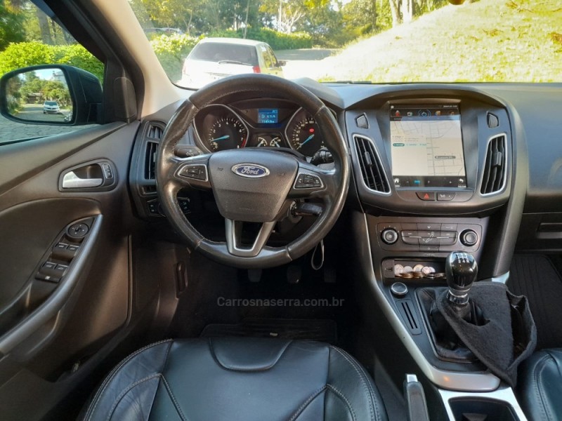 FOCUS 1.6 SE 16V FLEX 4P MANUAL - 2018 - FARROUPILHA
