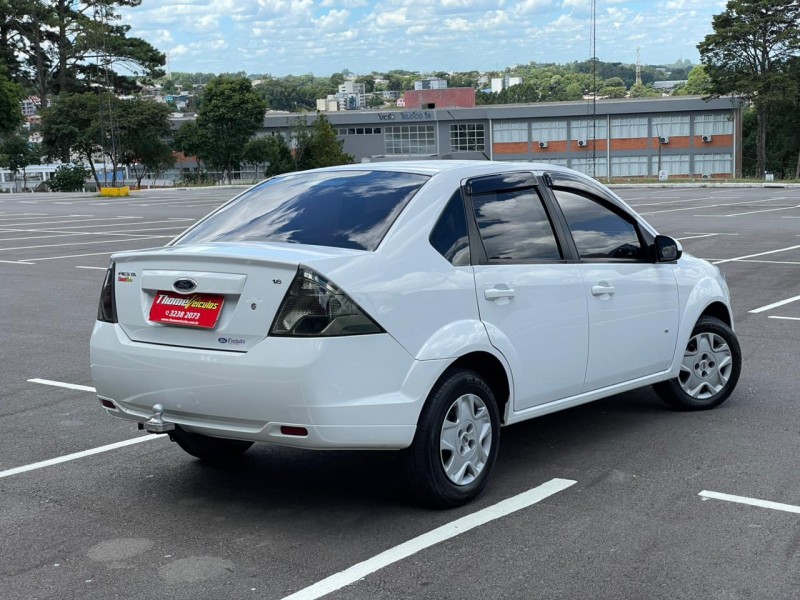 FIESTA 1.6 ROCAM SE SEDAN 8V FLEX 4P MANUAL - 2014 - CAXIAS DO SUL