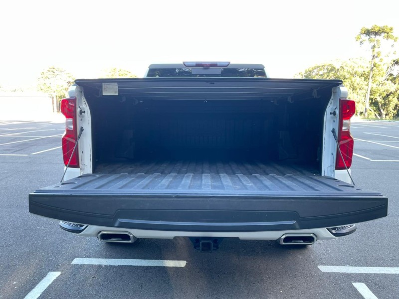 SILVERADO 5.3 1500 HIGH 4X4 COUNTRY GASOLINA 4X4 AUTOMÁTICO - 2024 - CAXIAS DO SUL