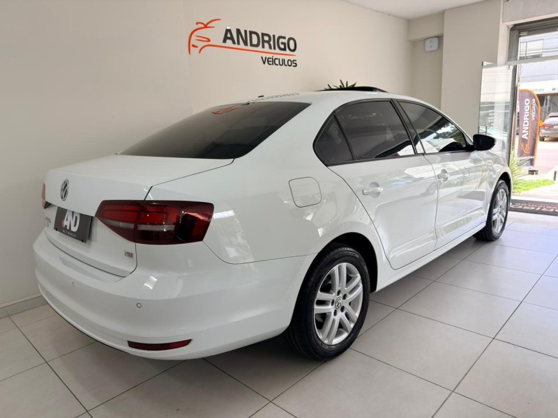 JETTA 1.4 16V TSI COMFORTLINE GASOLINA 4P TIPTRONIC - 2017 - CAXIAS DO SUL