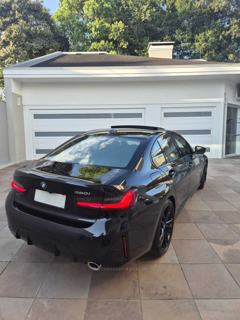 320I 2.0 M SPORT 16V TURBO ACTIVEFLEX 4P AUTOMÁTICO - 2024 - BENTO GONçALVES