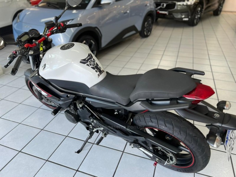 XJ6 N ABS SP - 2015 - CAXIAS DO SUL