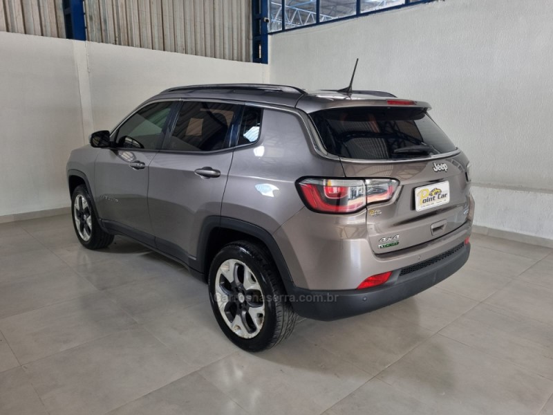 COMPASS 2.0 16V DIESEL LONGITUDE 4X4 AUTOMÁTICO - 2019 - VACARIA