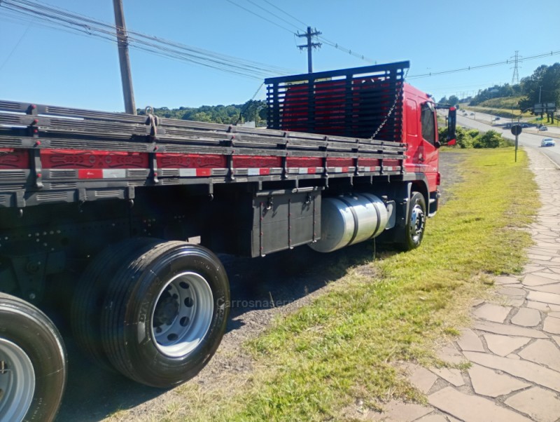 ATEGO 2425 3 EIXOS - 2007 - FARROUPILHA