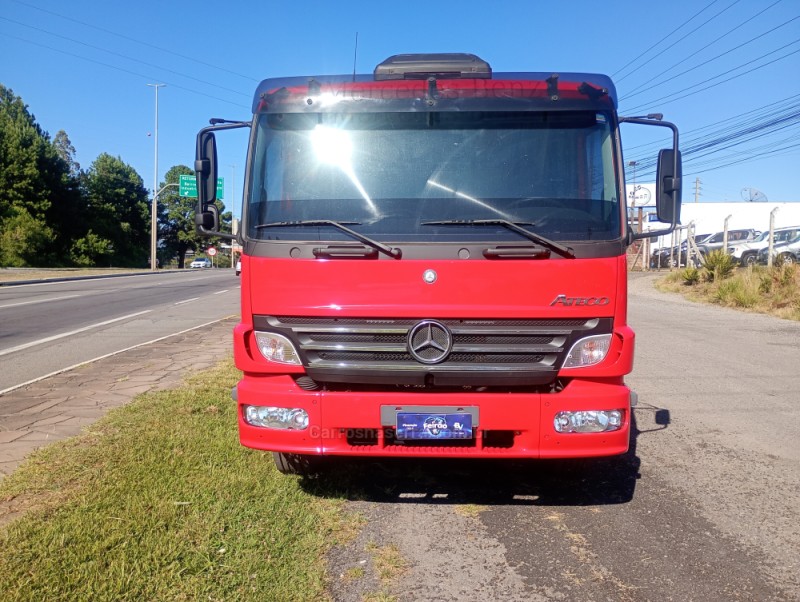 ATEGO 2425 3 EIXOS - 2007 - FARROUPILHA