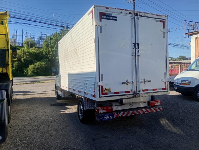 SPRINTER 2.2 311 CDI FURGÃO STREET 10,5 16V BI-TURBO DIESEL MANUAL - 2012 - FARROUPILHA