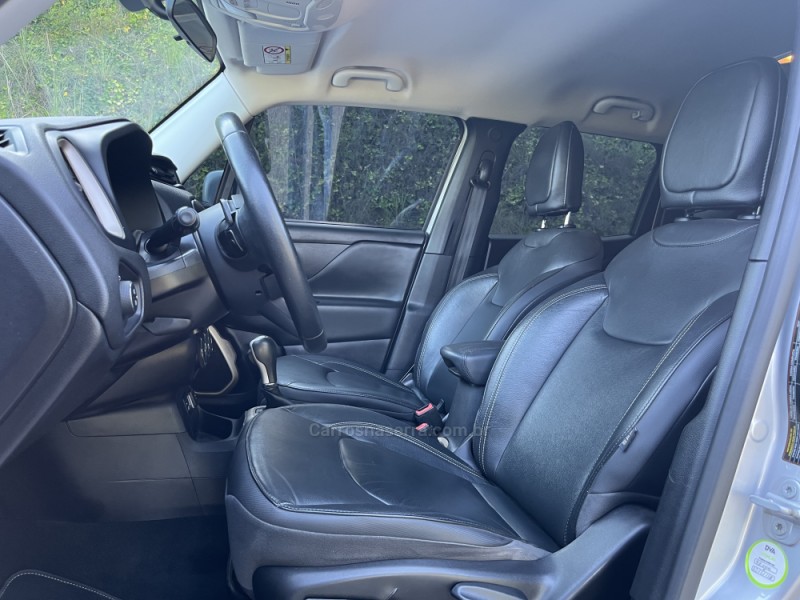 RENEGADE 1.8 16V FLEX LONGITUDE 4P AUTOMÁTICO - 2016 - BENTO GONçALVES