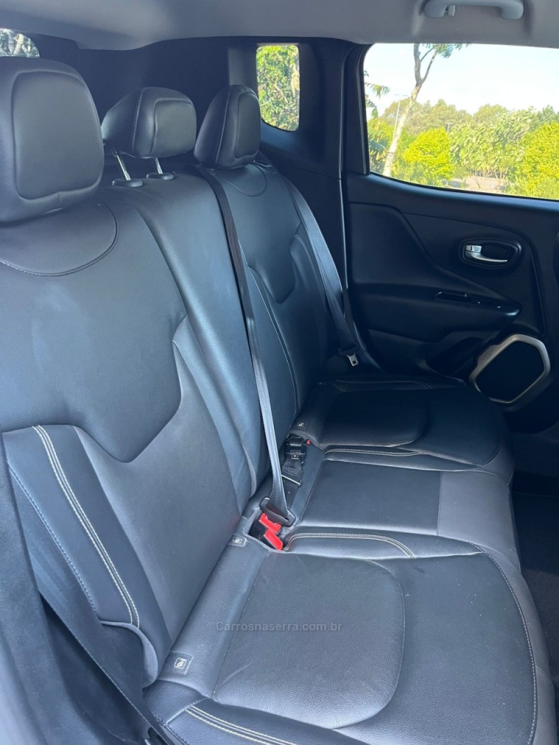 RENEGADE 1.8 16V FLEX LONGITUDE 4P AUTOMÁTICO - 2016 - BENTO GONçALVES