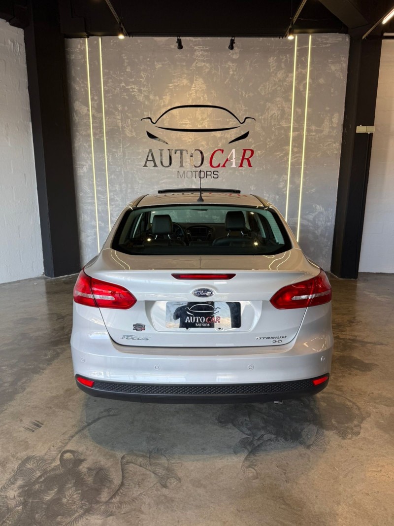 FOCUS 2.0 TITANIUM PLUS FASTBACK 16V FLEX 4P AUTOMÁTICO - 2017 - CAXIAS DO SUL
