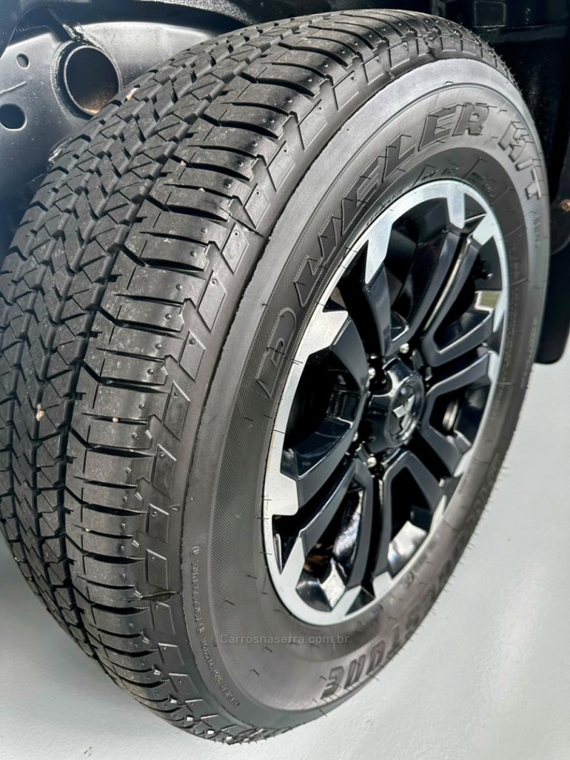 L200 TRITON 2.4 16V TURBO DIESEL SPORT HPE CD 4P 4X4 AUTOMÁTICO - 2023 - TRêS COROAS