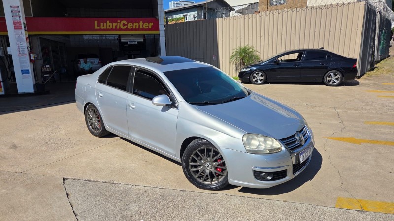 JETTA 2.5 I 20V 150CV GASOLINA 4P TIPTRONIC - 2007 - CAXIAS DO SUL