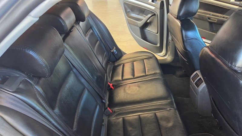 JETTA 2.5 I 20V 150CV GASOLINA 4P TIPTRONIC - 2007 - CAXIAS DO SUL