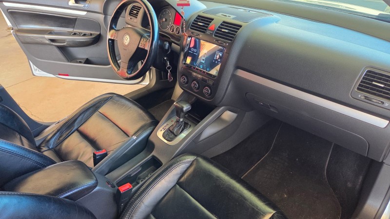 JETTA 2.5 I 20V 150CV GASOLINA 4P TIPTRONIC - 2007 - CAXIAS DO SUL