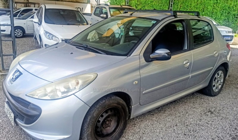 207 1.4 XR 8V FLEX 4P MANUAL - 2010 - CAXIAS DO SUL